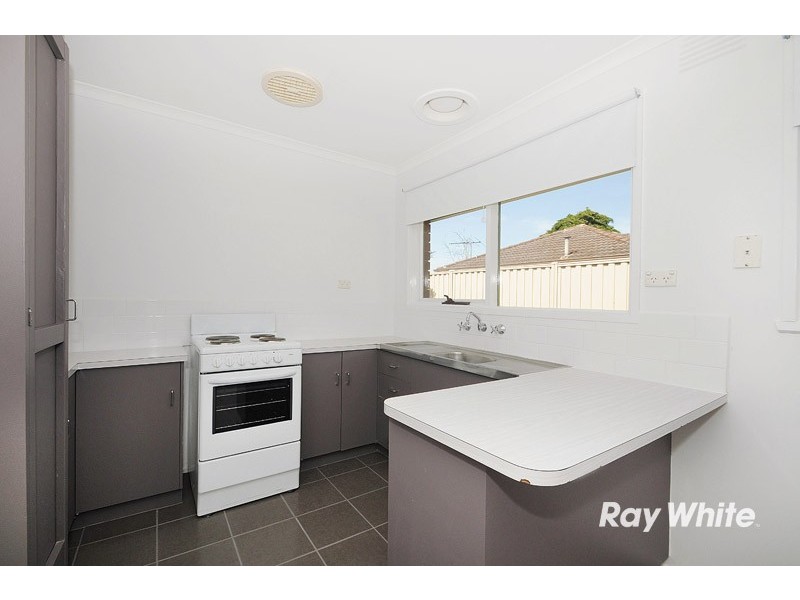 5a Latrobe Street, Cranbourne VIC 3977