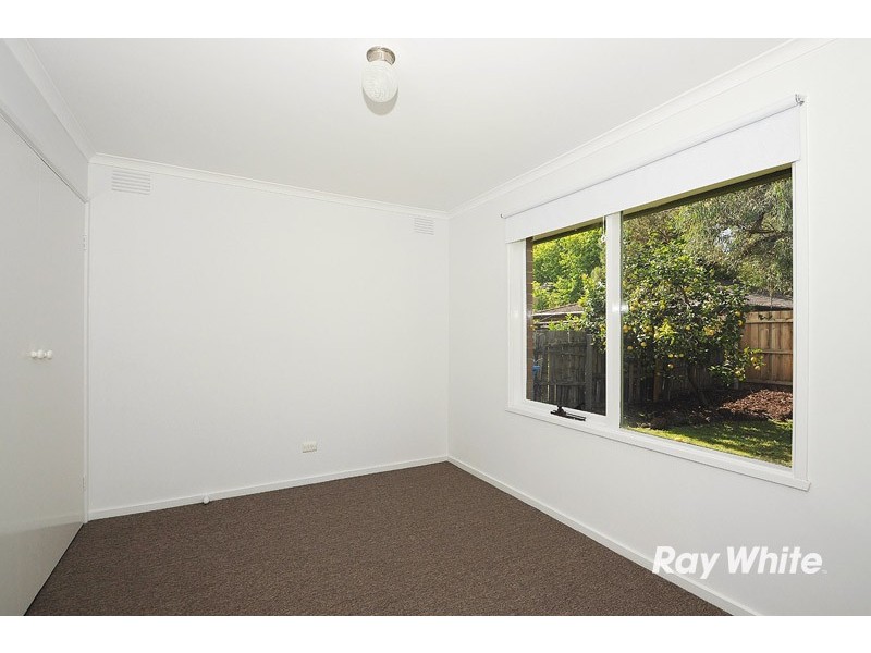 5a Latrobe Street, Cranbourne VIC 3977