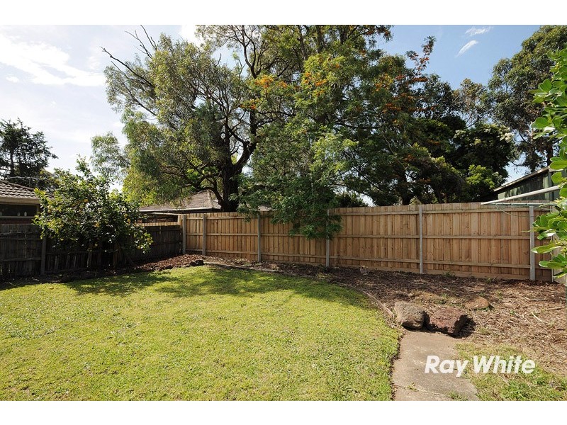 5a Latrobe Street, Cranbourne VIC 3977