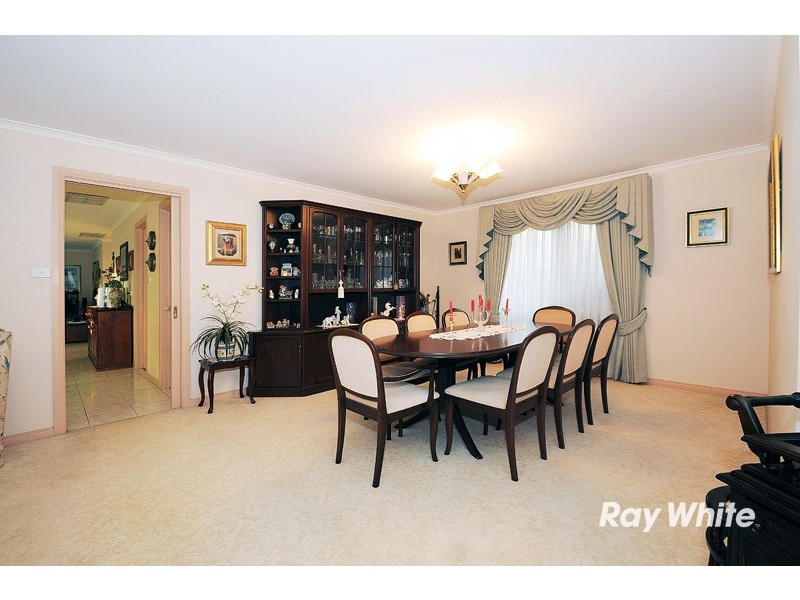 64 Jerilderie Drive, Berwick VIC 3806