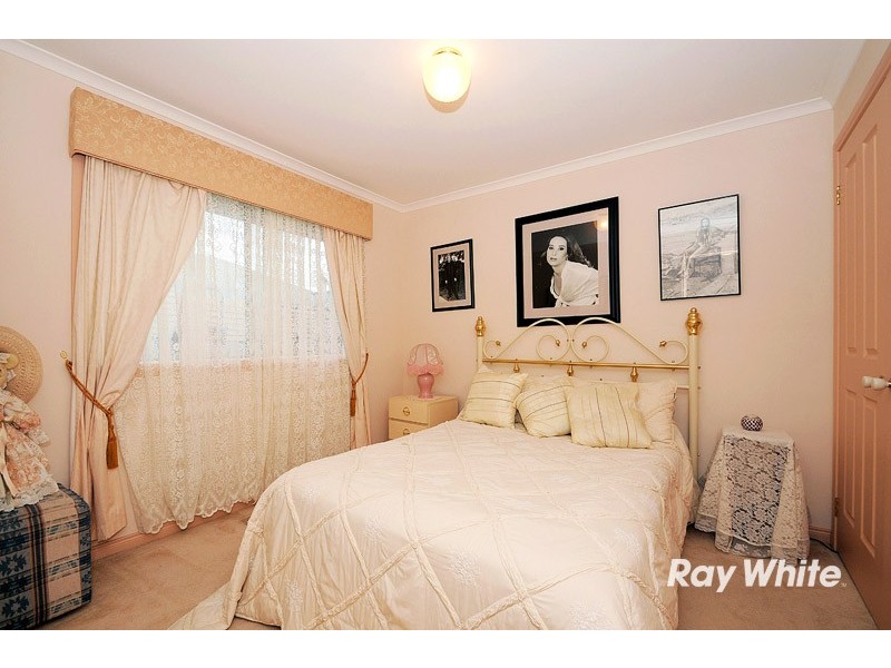 64 Jerilderie Drive, Berwick VIC 3806