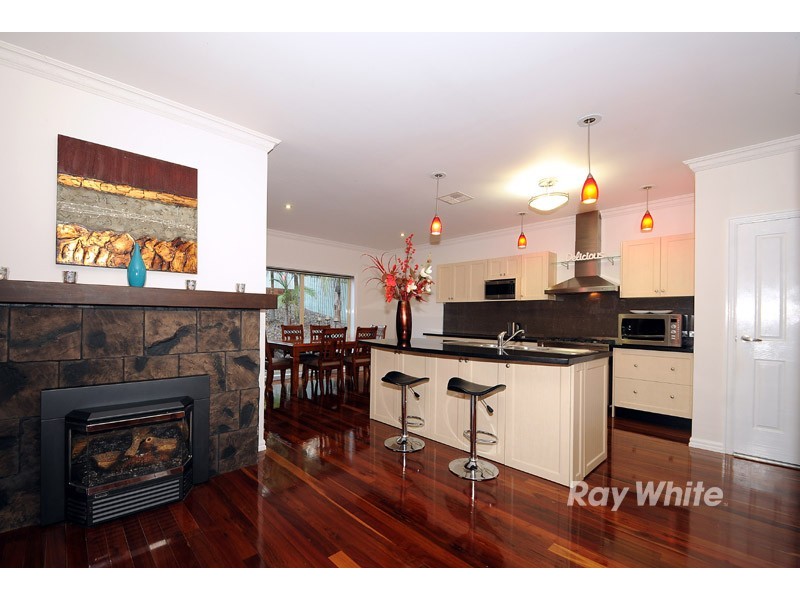 22 Parkside Blvd, Lysterfield South VIC 3156