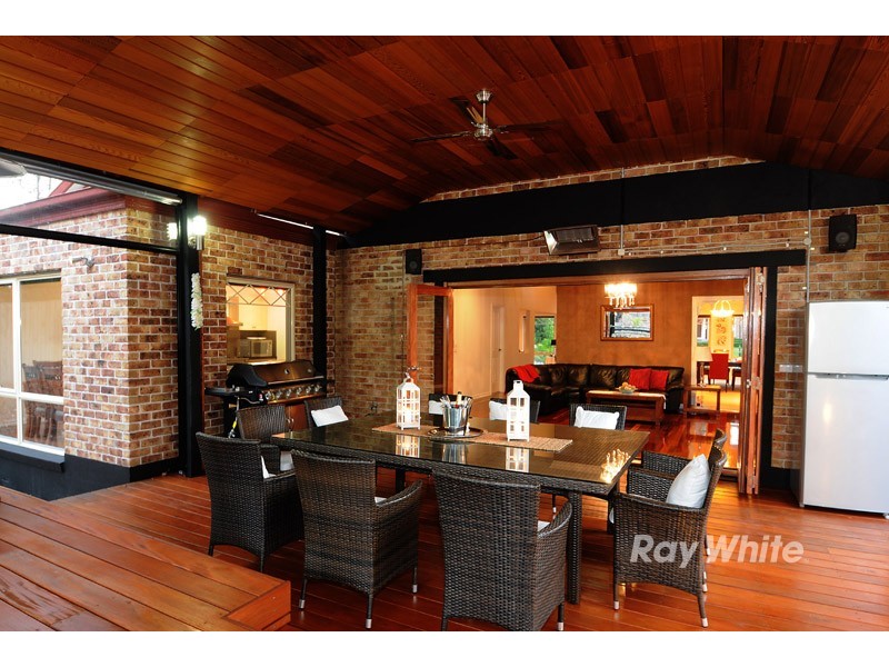 22 Parkside Blvd, Lysterfield South VIC 3156