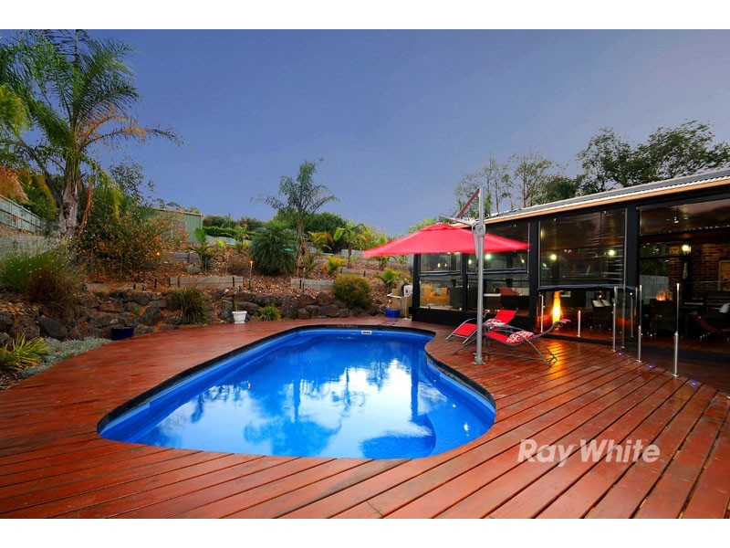 22 Parkside Blvd, Lysterfield South VIC 3156