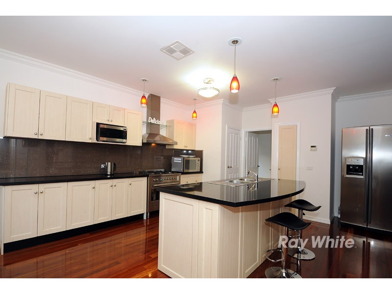 22 Parkside Blvd, Lysterfield South VIC 3156