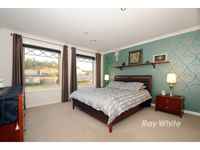 22 Parkside Blvd, Lysterfield South VIC 3156