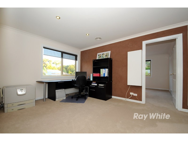 22 Parkside Blvd, Lysterfield South VIC 3156