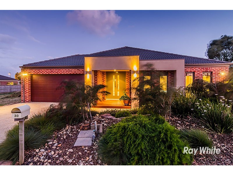 30 Aquanita Close, Lyndhurst VIC 3975