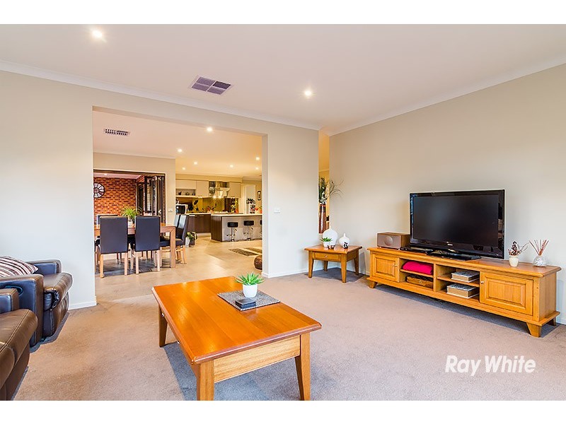 30 Aquanita Close, Lyndhurst VIC 3975