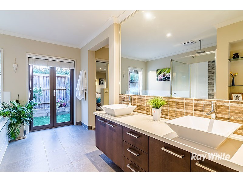 30 Aquanita Close, Lyndhurst VIC 3975