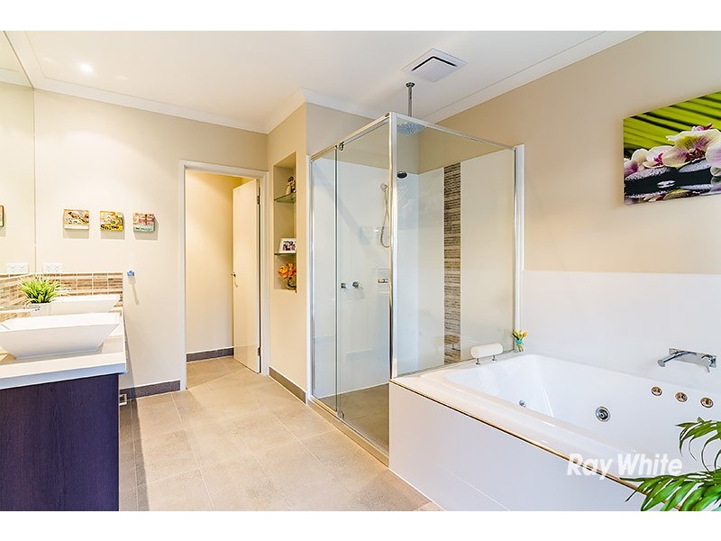 30 Aquanita Close, Lyndhurst VIC 3975