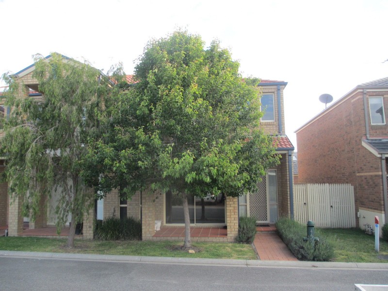 44/13 Kirren Close, Cranbourne VIC 3977