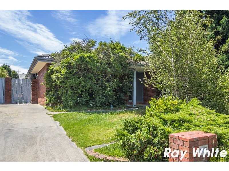 4 Earnshaw Drive, Carrum Downs VIC 3201