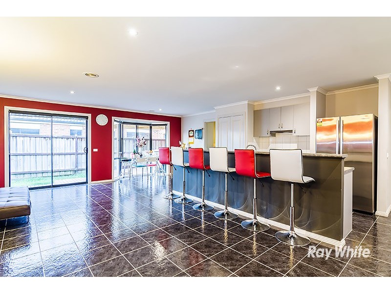 7 Silverwattle Drive, Lyndhurst VIC 3975