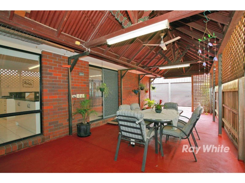 4 Pirita Place, Cranbourne West VIC 3977