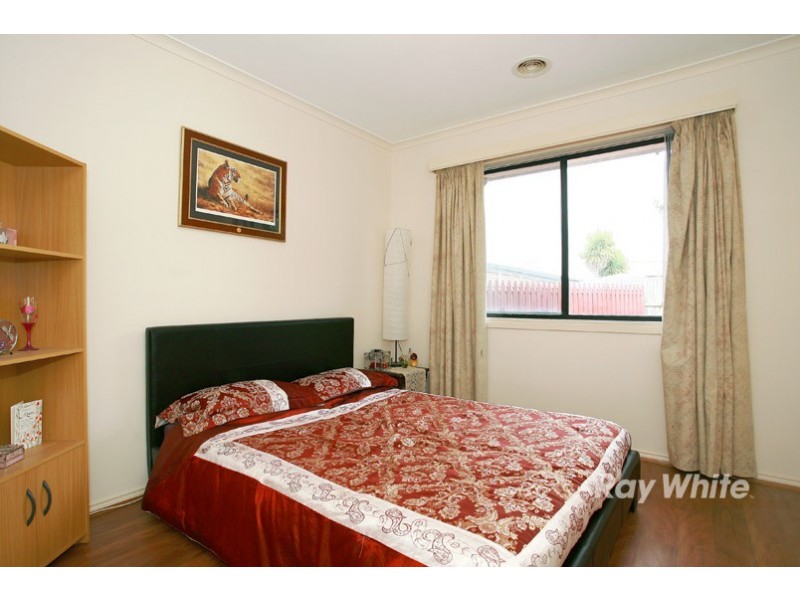 4 Pirita Place, Cranbourne West VIC 3977