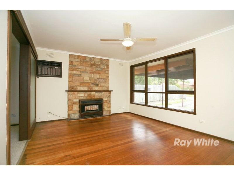 16 Hotham Street, Cranbourne VIC 3977