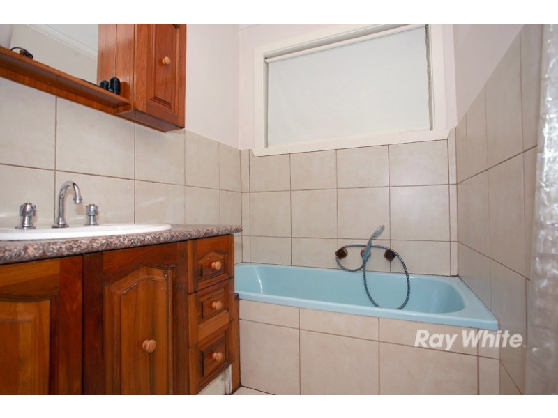 2/83 Clarendon Street, Cranbourne VIC 3977