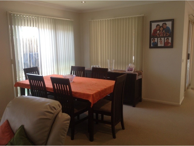 27 Taplan Crescent, Cranbourne West VIC 3977