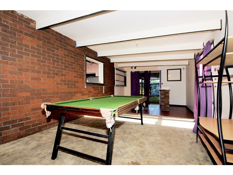 16 Fenfield Street, Cranbourne VIC 3977