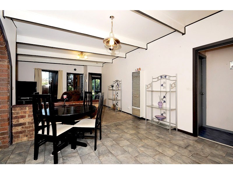 16 Fenfield Street, Cranbourne VIC 3977