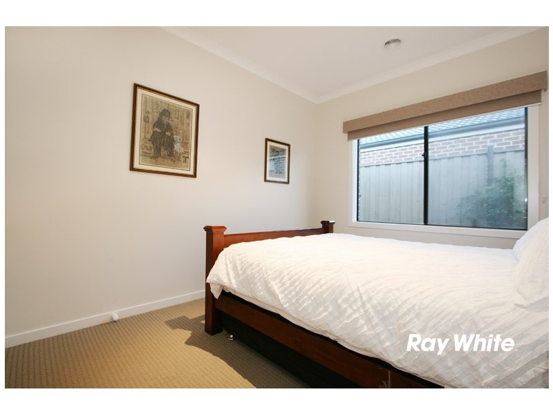 13 Maplewood Court, Cranbourne North VIC 3977