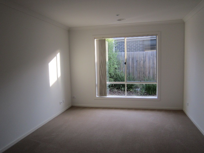 30 Merriwee Chase, Sandhurst VIC 3977