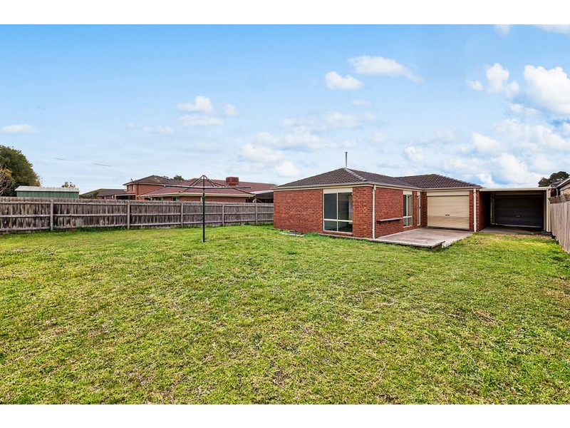 7 Greenbriar Way, Cranbourne West VIC 3977