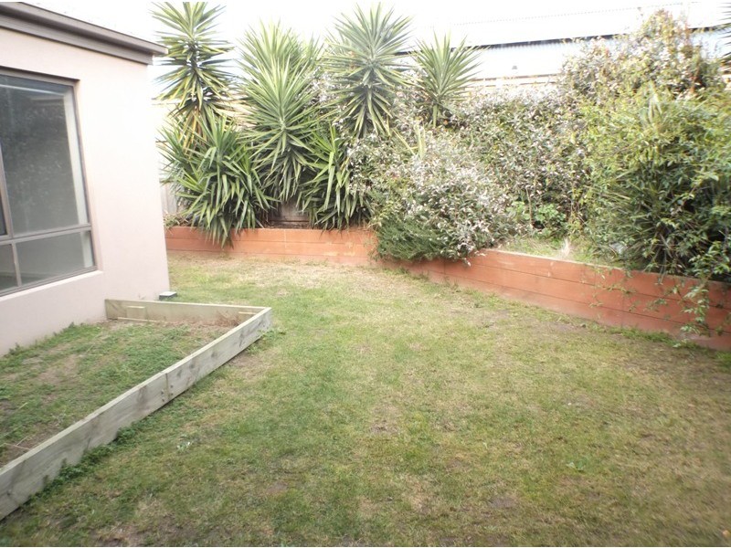 10 Tea Tree Court, Lyndhurst VIC 3975
