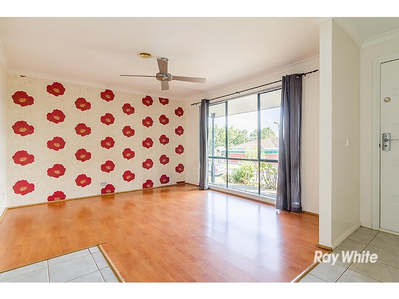 4 Raffindale Crescent, Cranbourne West VIC 3977