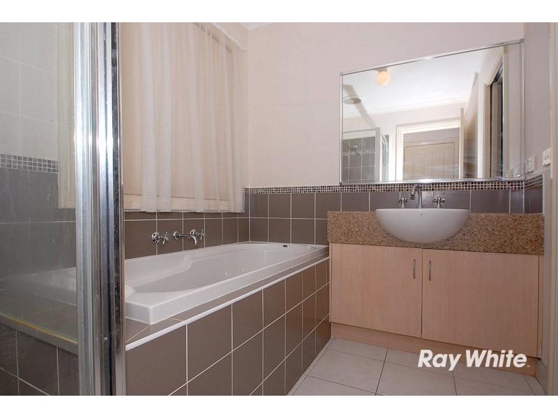 14/95-101 Breens Road, Cranbourne West VIC 3977
