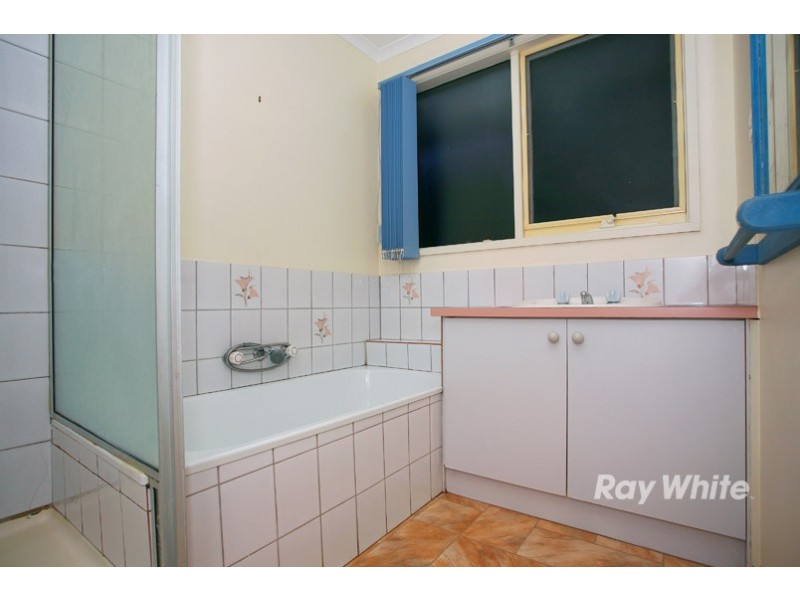 1/3 Lachlan Close, Cranbourne North VIC 3977