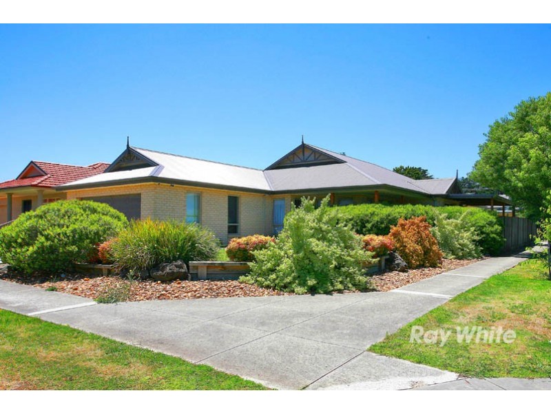 18 Boronia Avenue, Cranbourne VIC 3977