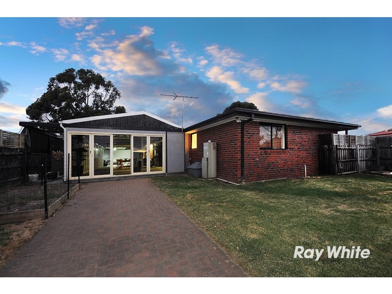 23 Sidney Street, Cranbourne VIC 3977