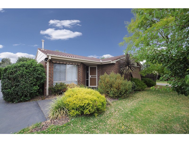 31 Maculata Drive, Cranbourne West VIC 3977