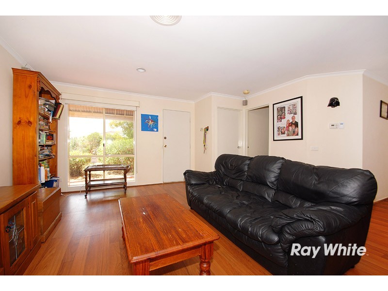 23 Scarborough Avenue, Cranbourne West VIC 3977