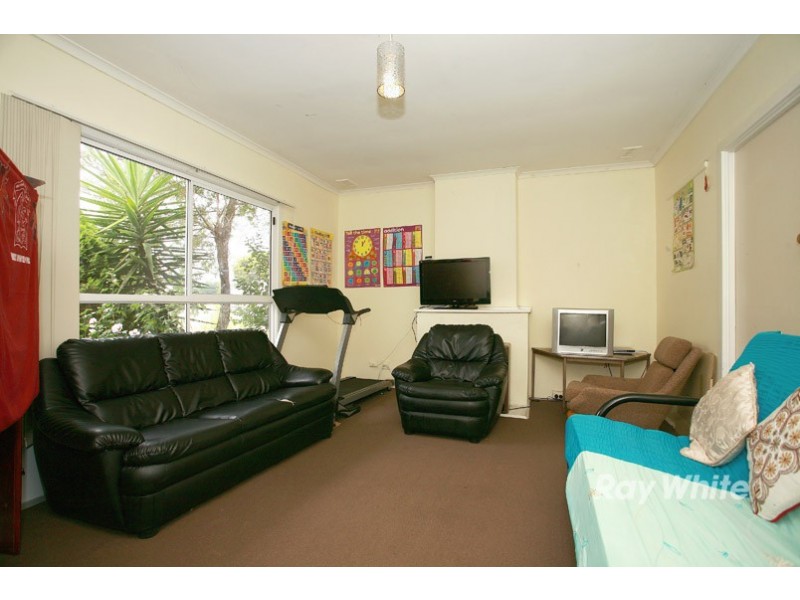 15 Tristania Street, Doveton VIC 3177