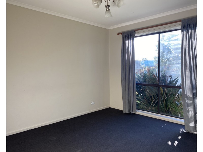 83 Monahans Road, Cranbourne West VIC 3977