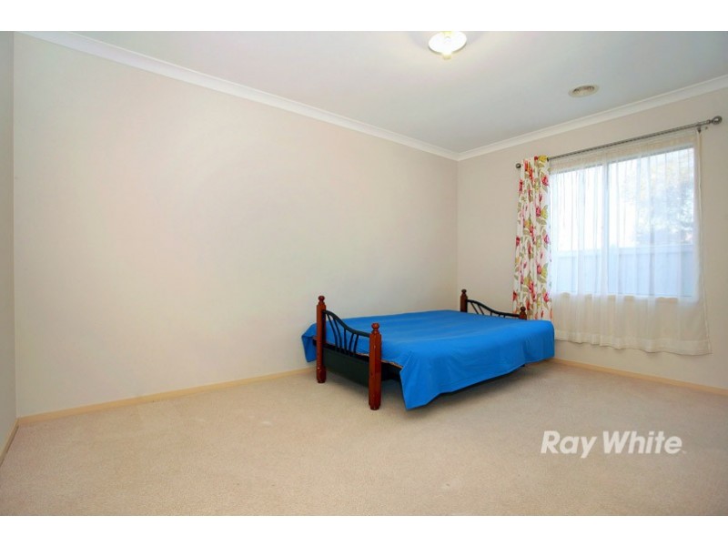 44 Biscay Grove, Lyndhurst VIC 3975