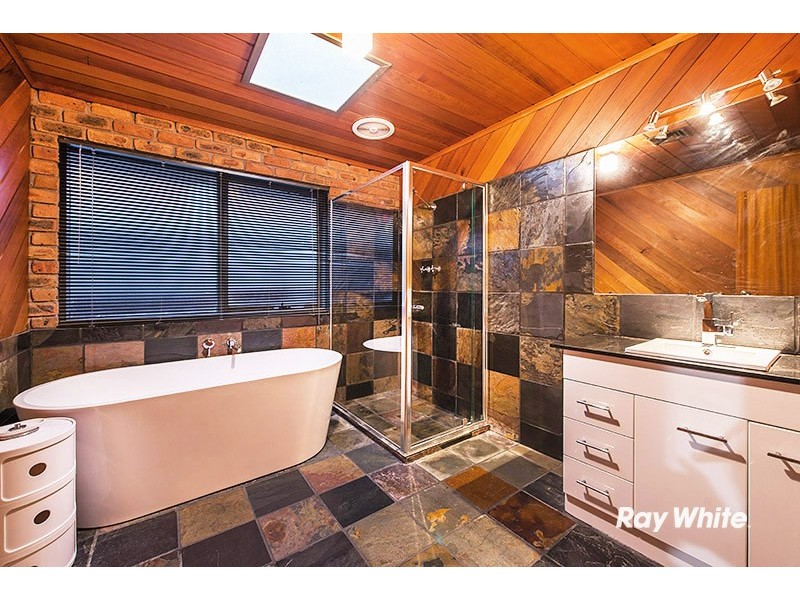 74 Marylyn Place, Cranbourne VIC 3977