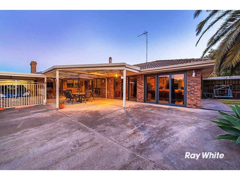 74 Marylyn Place, Cranbourne VIC 3977