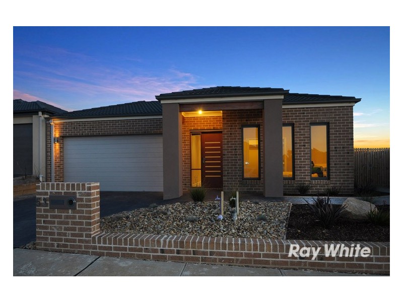 53 George Frederick Road, Cranbourne West VIC 3977