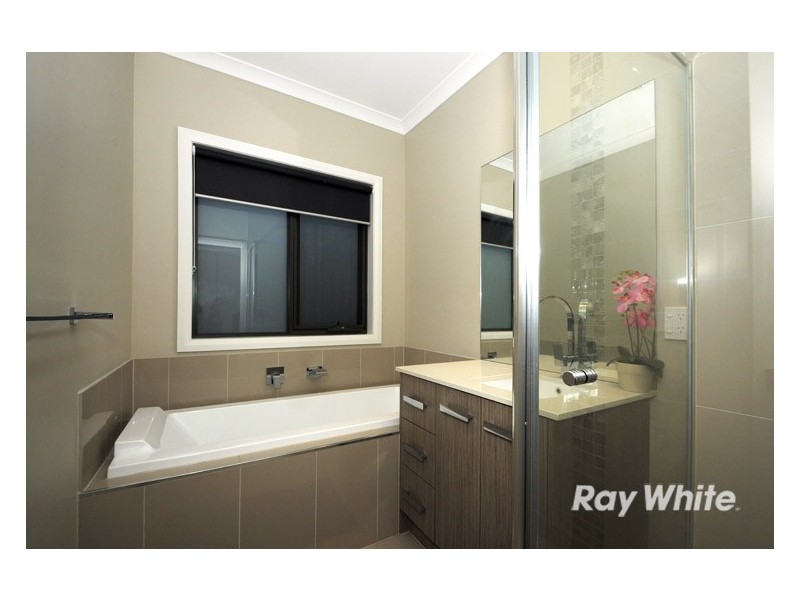 53 George Frederick Road, Cranbourne West VIC 3977