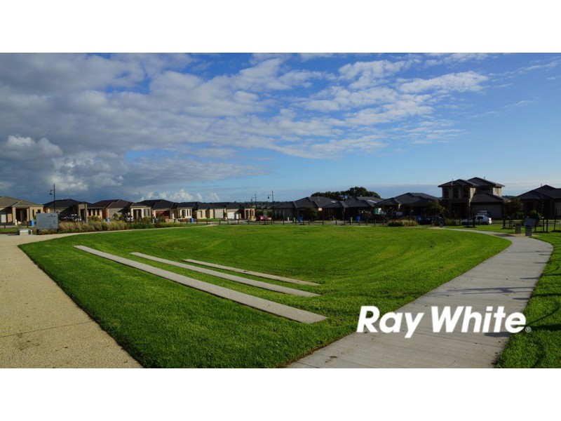 53 George Frederick Road, Cranbourne West VIC 3977