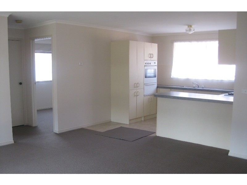 14 Celebration Court, Cranbourne West VIC 3977