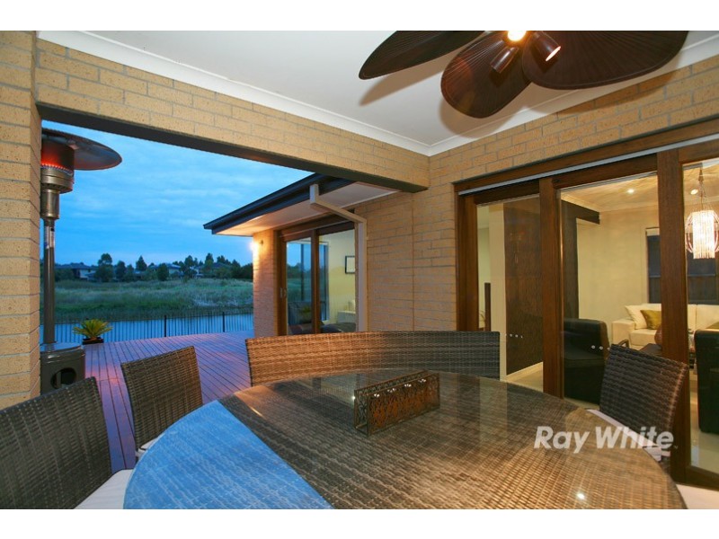 24 Quarterdeck Road, Sandhurst VIC 3977