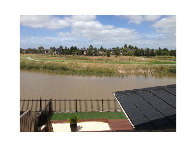 24 Quarterdeck Road, Sandhurst VIC 3977