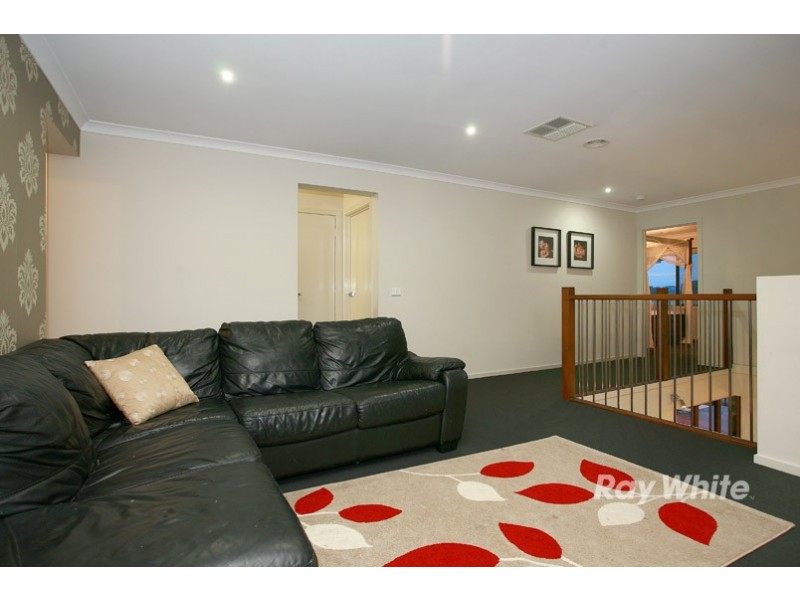 24 Quarterdeck Road, Sandhurst VIC 3977