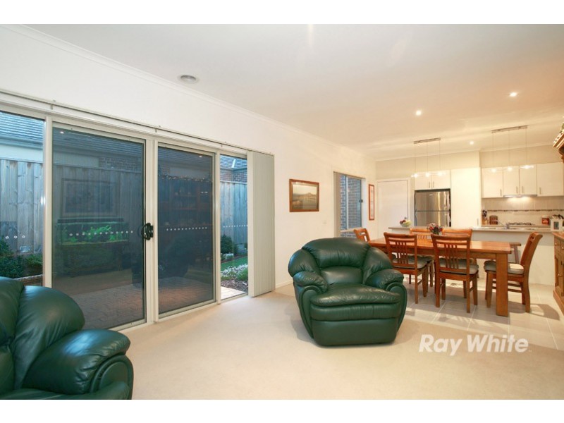 40 Mannavue Boulavard, Cranbourne North VIC 3977