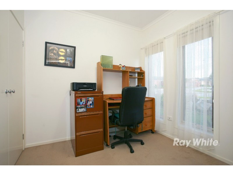 40 Mannavue Boulavard, Cranbourne North VIC 3977